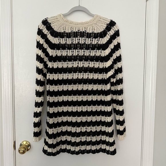 Zara Striped Black and White Knit Dress - Picture 5 of 7